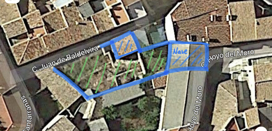 NAVE-COCHERA Y SOLAR EN VENTA