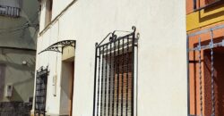 Casa adosada en dos plantas.