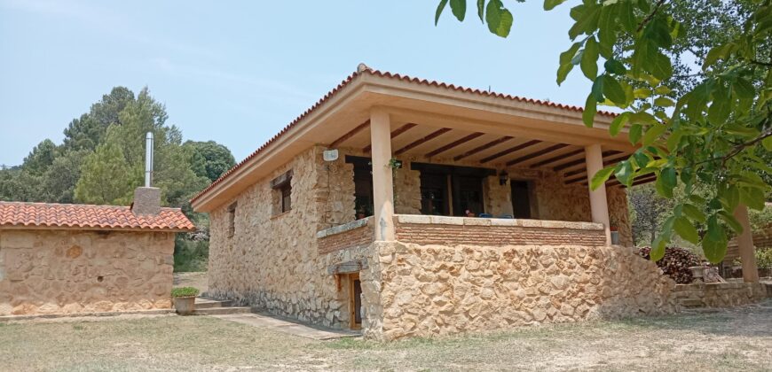 Se vende chalet a 3 km de Riópar
